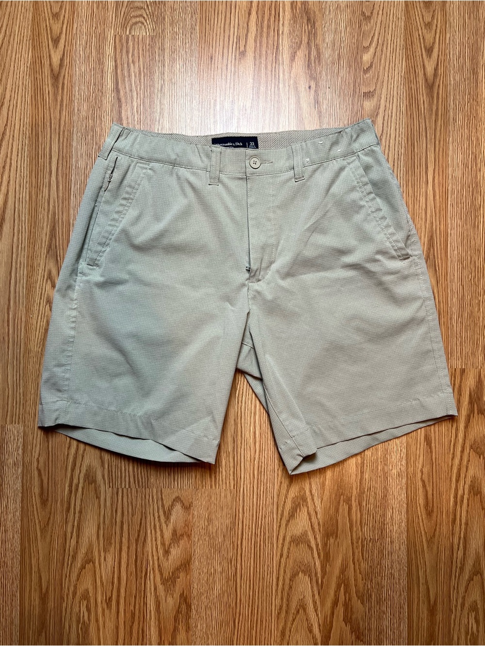 Abercrombie & Fitch 8 Inch Golf Shorts Tan Khaki Mens Size 33